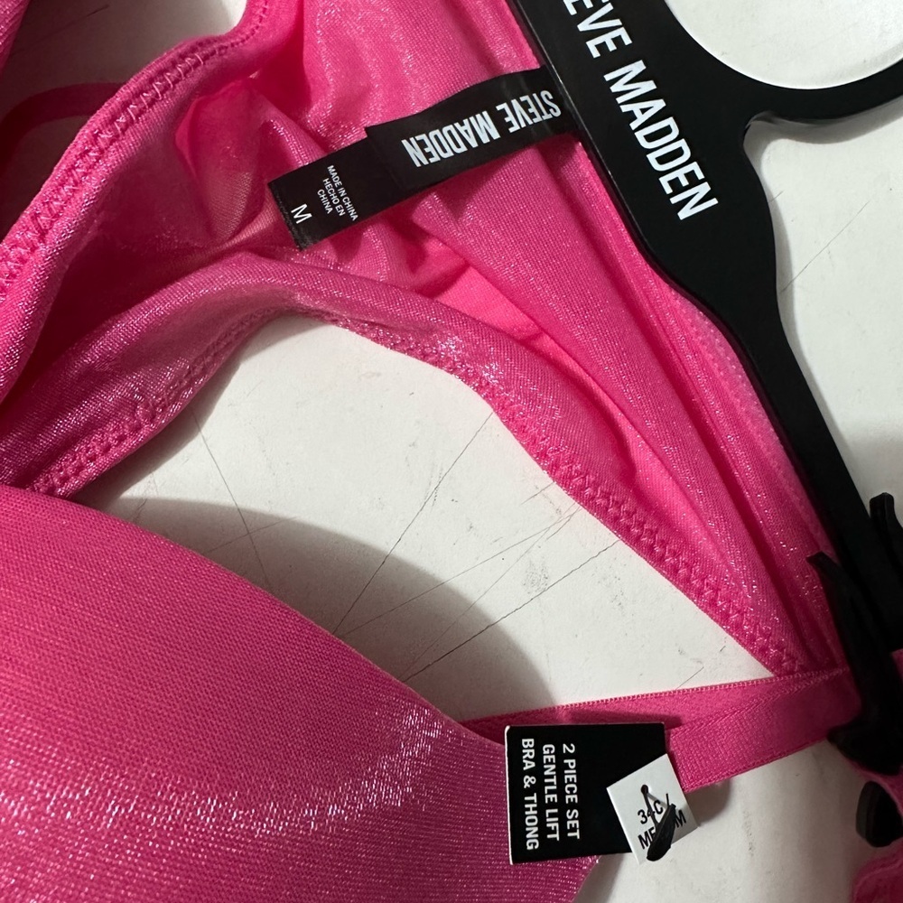 Steve Madden Lingerie Gentle Lift Bra and Thong Set Hot Pink 34C Medium - Picture 4 of 5